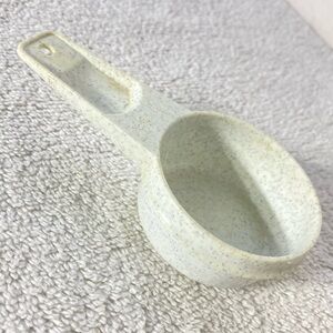 5/$35 Vintage Tupperware Speckled Dry 1/4 Cup Measuring Scoop Replacement Piece